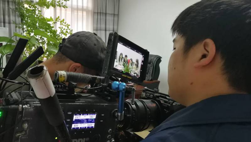 剧本杀式体验：遂溪县广告片拍摄公司构建沉浸式消费决策路径